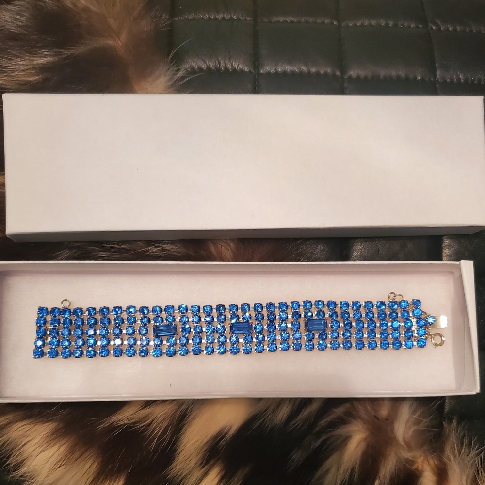 Signed Weiss Montana Blue 5 Row Crystal Bracelet - VINTAGE - NEAR MINT